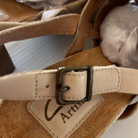 Clarks Artisans Tan Slingback Buckle Closure Stack Heeled Sandal Women’s 7 - Picture 8 of 9